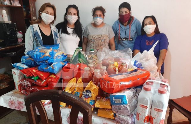 Jugadores de Unión donaron alimentos para una olla popular