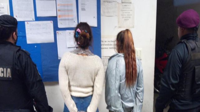 Las mujeres detenidas tras el robo violento a punta de cuchillo al taxista