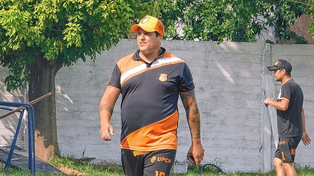 Diego Lencina continuará como DT de Las Flores II en el Torneo de Primera A liguista.