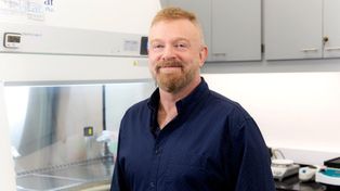 Gabriel Rabinovich, el científico que revolucionó el tratamiento contra el cáncer, será reconocido por la UNL