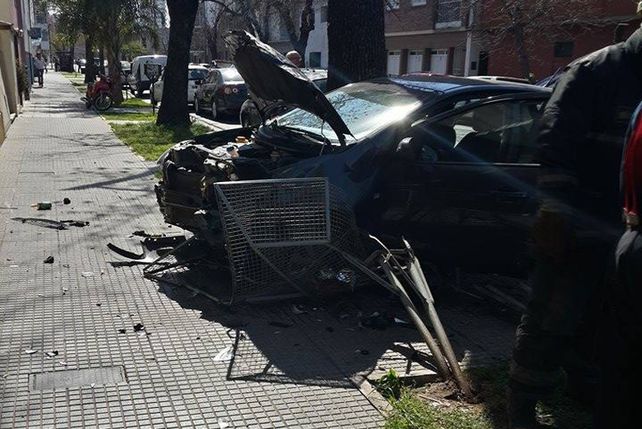 Fuerte choque en Francia y Lisandro de la Torre