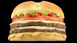 McDonalds presenta la nueva Grand Leyenda, la hamburguesa que acompañará a los campeones del mundo
