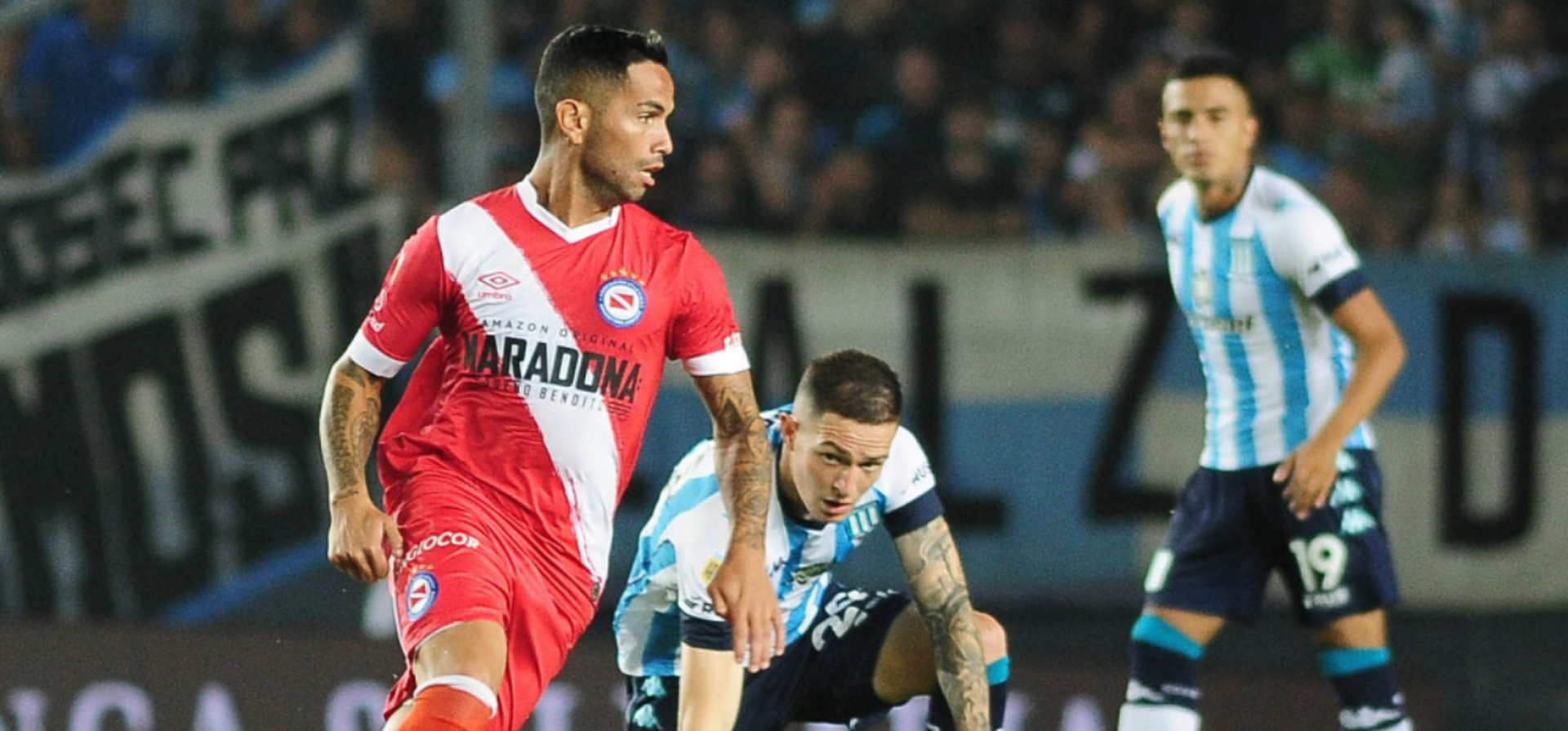 Newells: Gabriel Carabajal está muy cerca de convertirse en la opción de Ever Banega
