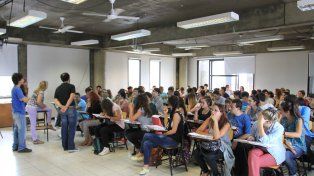 Las universitarias representan el 60% de ingresantes, estudiantes y graduadas del país