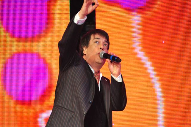 Murió el cantante Adrián Otero en un accidente automovilístico