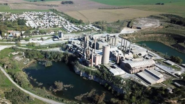 Loma Negra paraliza el horno principal de su planta en Olavarría.