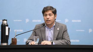 Axel Kicillof desdobla elecciones y llama a suspender las PASO