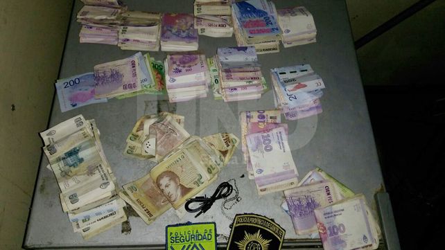 Detuvieron a dos africanos por intentar coimear a agentes de la Policía de Seguridad Vial