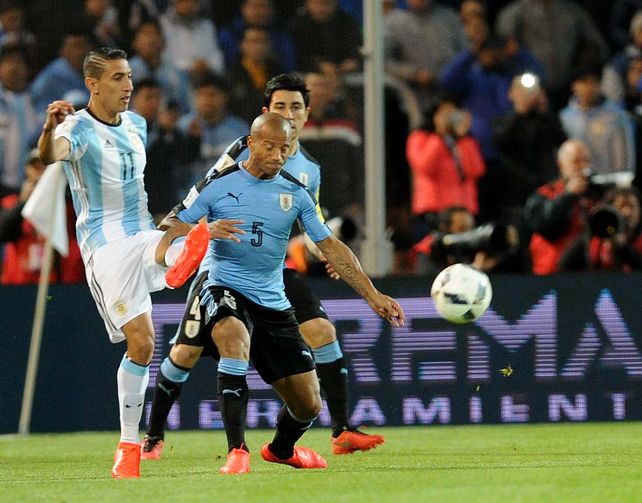 Leo Messi volvió con todo: marcó el 1-0 frente a Uruguay y lo gritó con el alma