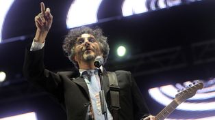 Piden informes al gobierno provincial por los $425 mil que cobró Fito Páez