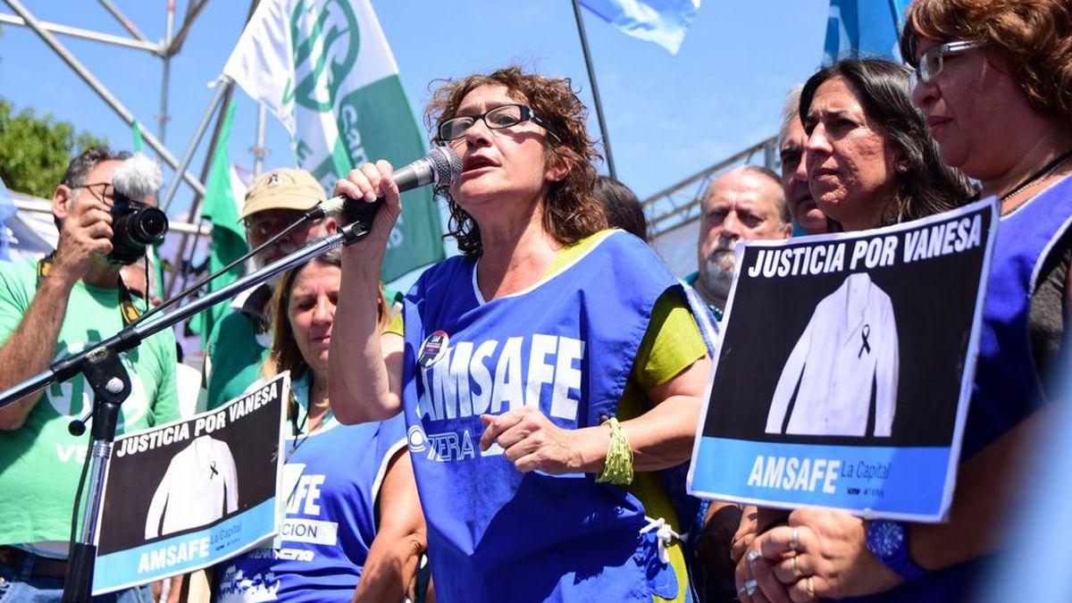 Los docentes ratificaron un paro de 48 horas a raíz de las medidas que ...