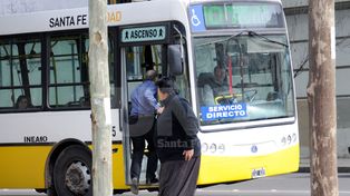 Media sanción al fondo compensador para el transporte de Santa Fe