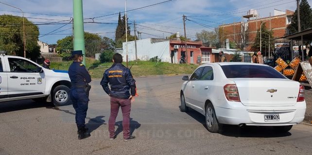 Detienen a un hombre inhabilitado para conducir por haber matado a dos mujeres en un choque