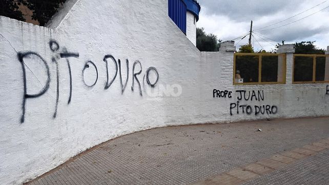 Pintadas en la fachada de la escuela Ceferino Namuncurá&nbsp;