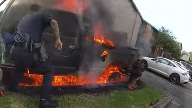Los propios policías filmaron el rescate