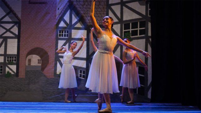 Cynthia Kocherengo, la paranaense que se capacita en Brasil y sueña con ser parte de la Ópera de París