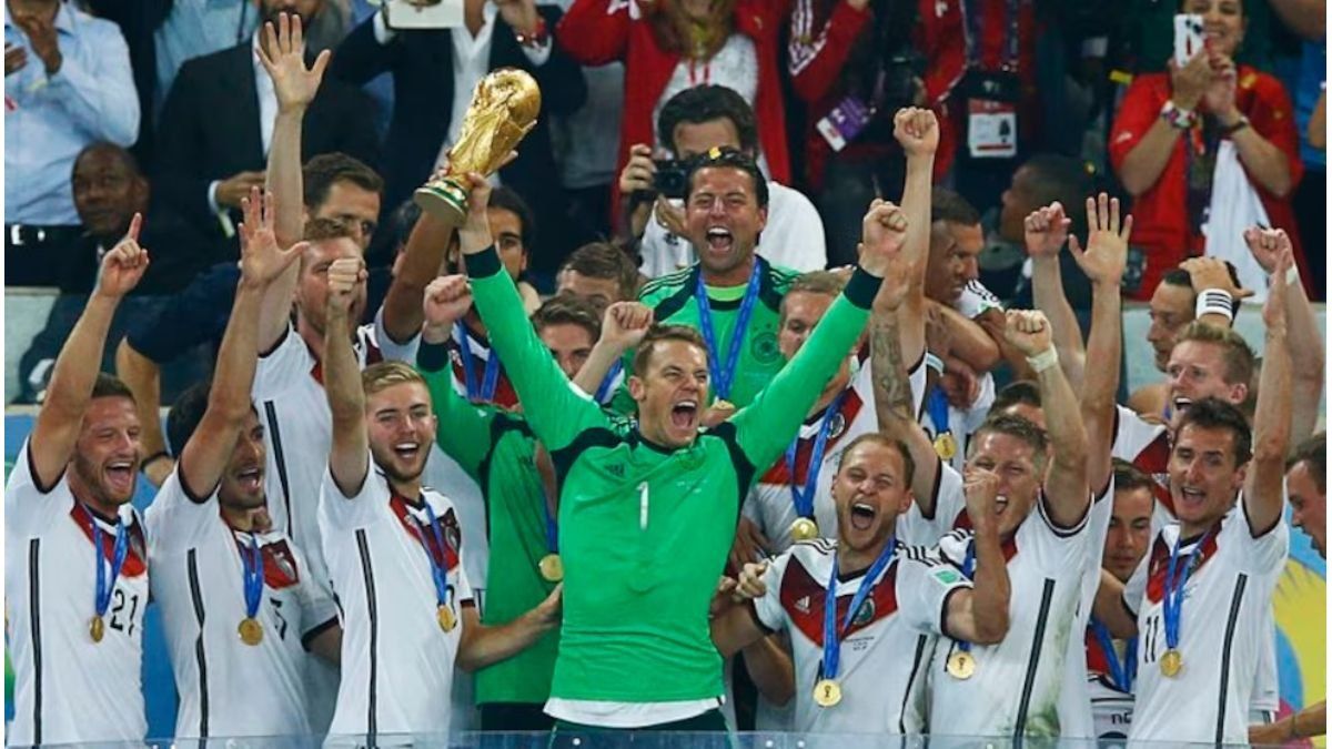 Manuel Neuer podría volver a la selección de Alemania para disputar su último Mundial