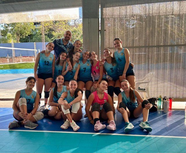 Las chicas de Bancario. El club de la zona norte organiza el tradicional 