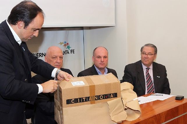 Se firma el contrato para la ejecución del desagüe Llerena