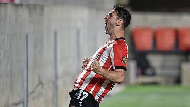 Mauro Boselli entró en la historia de Estudiantes a nivel internacional.