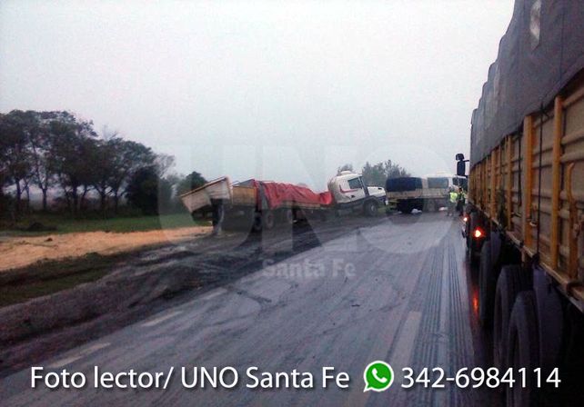 Un lector de UNO Santa Fe compartió las imágenes del accidente a través de Whatsapp