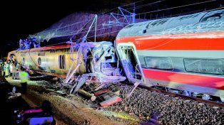 Al menos 21 muertos en un choque de trenes de alta velocidad en España