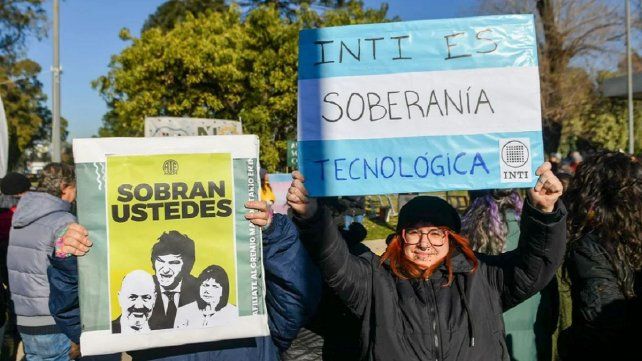 Las autoridades del INTI anunciaron despidos masivos.