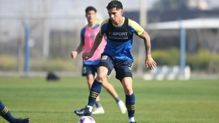 La chance. Francis Mac Allister sería titular ante la nueva suspensión de Tanlongo en el equipo del Apache Tevez.