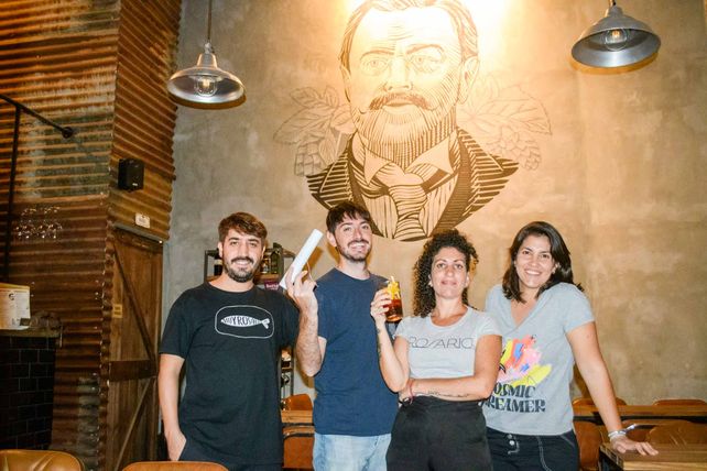 Lisandro Trini, Santiago Valentí, María Florencia Quiroga, y Fernanda Indorado