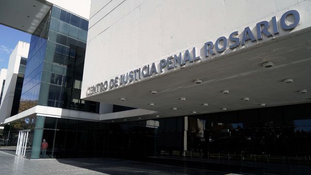 Roldán: condenaron a 18 años a un joven que abusó de una mujer en una garita de la ruta 9