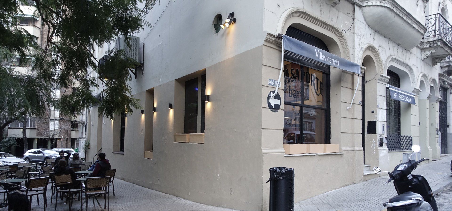 Cierra el bar Pasaporte, el de la esquina más parisina de Rosario