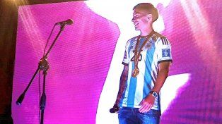 Lisandro Martínez es homenajeado en Gualeguay.