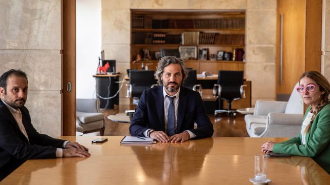 Santiago Cafiero junto a representantes argentinos de Amnistía Internacional