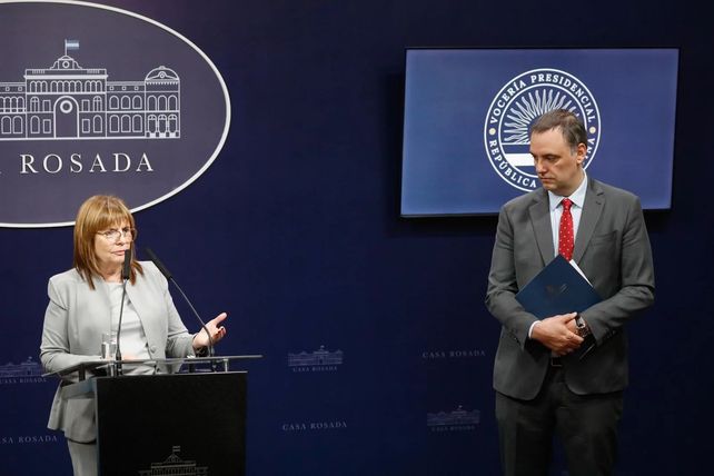 A instancias de Bullrich