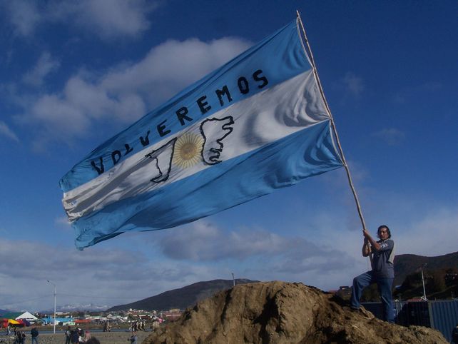 Combatientes rosarinos presentan compilado multimedia recordando la guerra por las islas