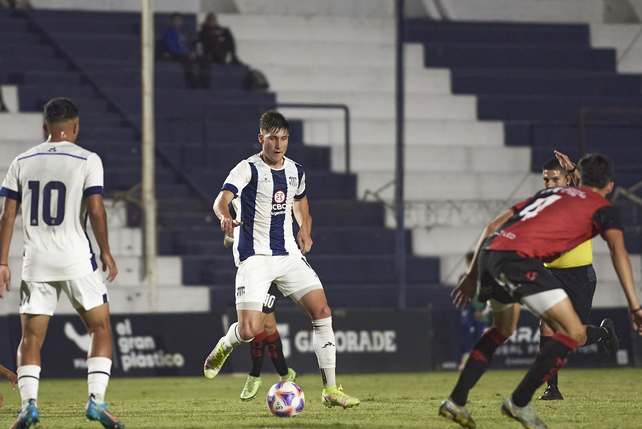 La reserva de Newells sumó un punto como visitante y sigue en zona de clasificación.