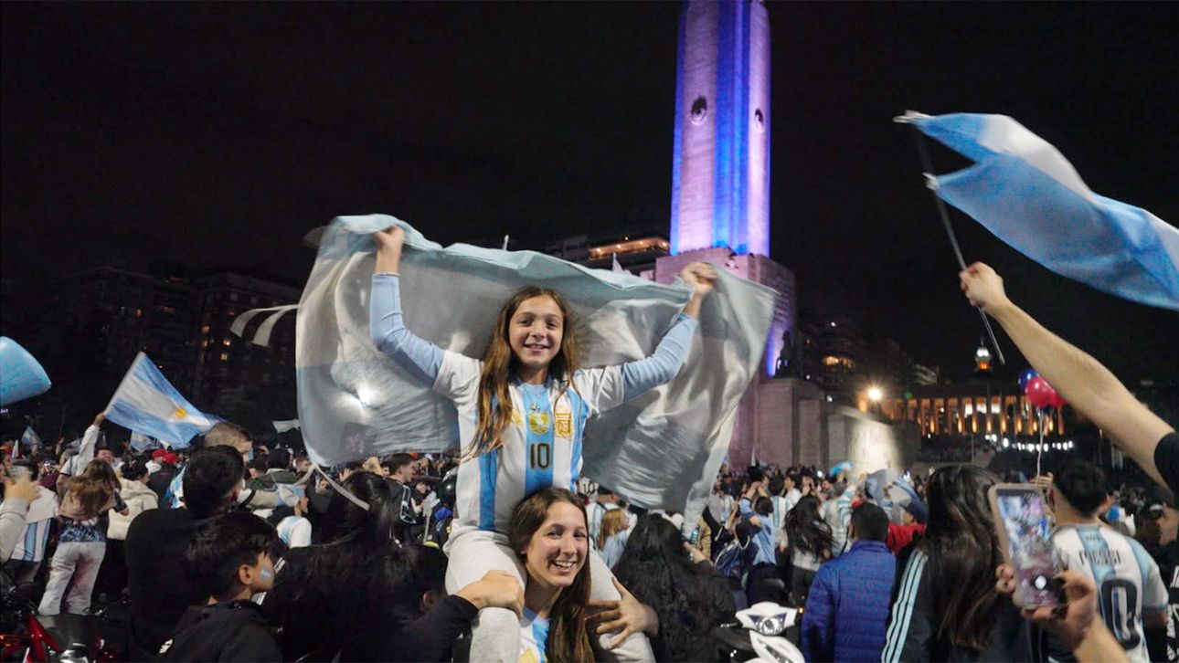 Los festejos en Rosario por el pase a la final en imágenes