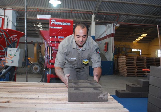 El Iapip. Ofrece espacios en los que se elaboran productos que luego son puestos a la venta.