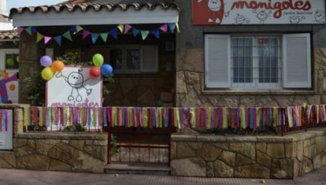 El chiquito se despertó solo en el Jardín de Infantes Monigotes