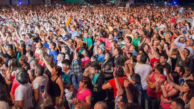 Cuatro noches en el hipódromo de Las Flores