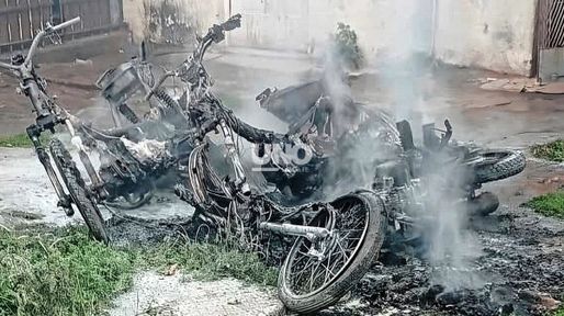 Barrio Guadalupe: investigan el incendio de tres motos secuestradas en el patio de la Comisaría 8°