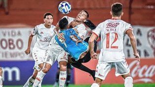 Dabove: Huracán irá a Perú por todo