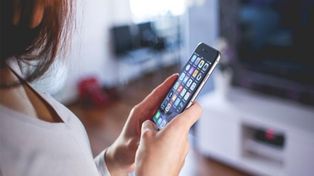 Muchas veces, a pesar de contar con internet, los santafesino desconocen el uso del teléfono para cuestiones clave.