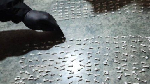 Concepción del Uruguay: lo balearon en la puerta de su casa y encontraron más de 1.000 dosis de cocaína
