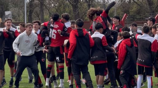 Antes del clásico mayor, Newells sacó ventaja ante Central en las inferiores de la Rosarina