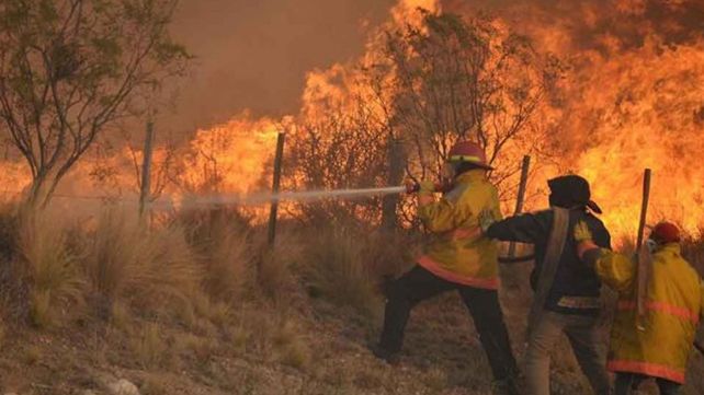 Una tormenta eléctrica volvió a generar diez focos de incendios en La Pampa