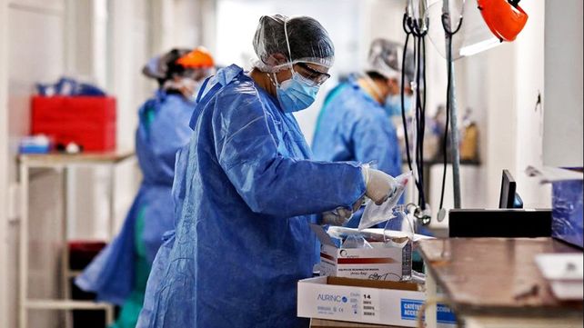 Covid: este miércoles reportaron 38 muertes y 2.082 casos
