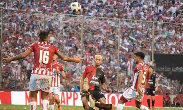 Así está la tabla de las Copas a tres fechas del final de la Superliga