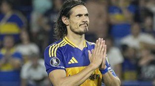 Cavani acudirá a un especialista por su lumbalgia crónica