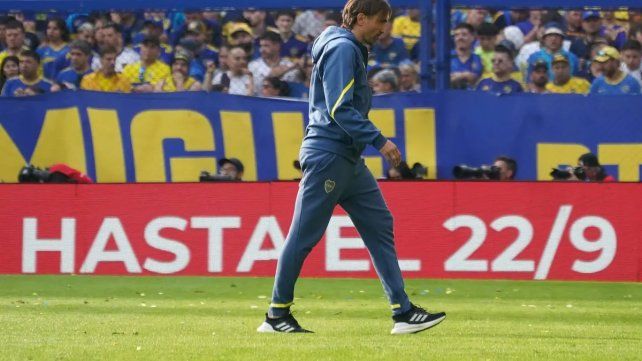 Martínez se juega su futuro en Boca con bajas importantes